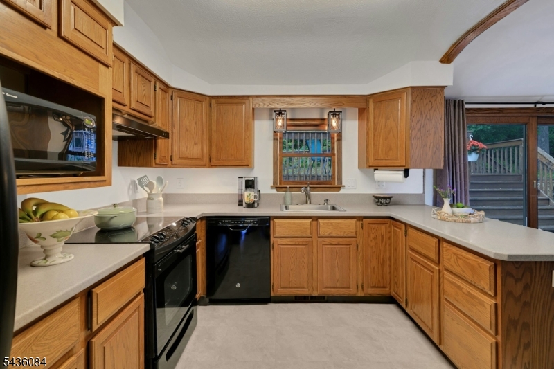 3 South Hillside Dr