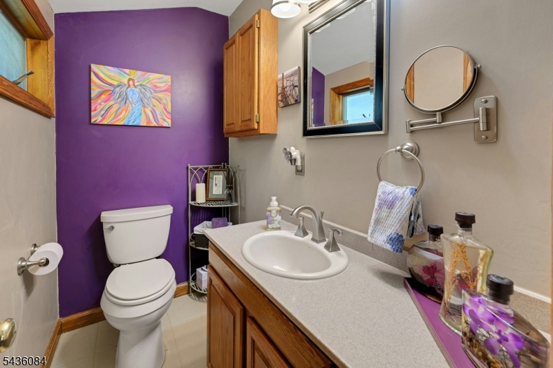 3 South Hillside Dr