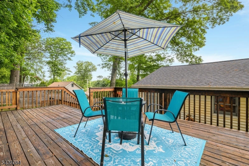 3 South Hillside Dr