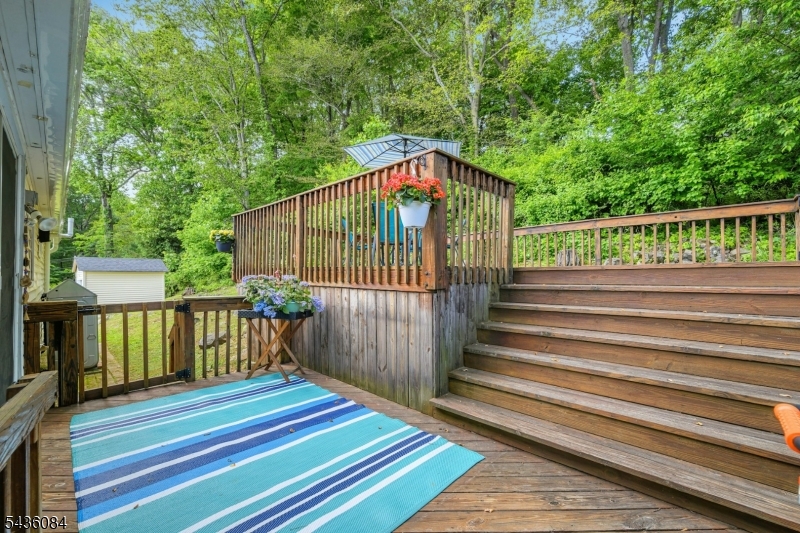 3 South Hillside Dr