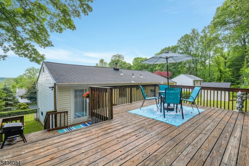 3 South Hillside Dr
