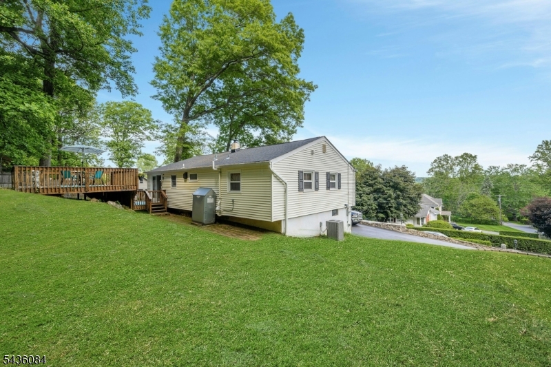 3 South Hillside Dr