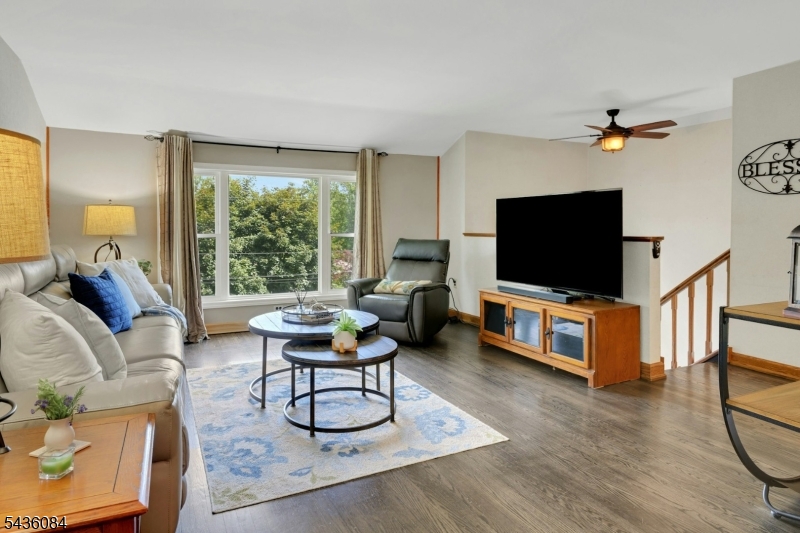 3 South Hillside Dr