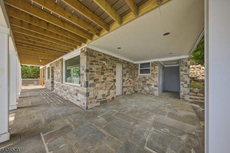 40 Ithanell Rd