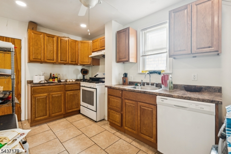 96 Beaumont Pl