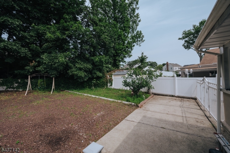 64 Orchard Dr