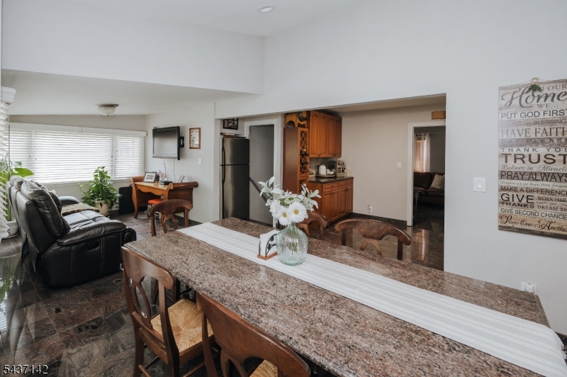 64 Orchard Dr