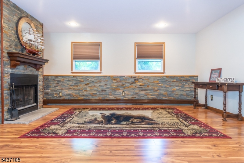 6 Southfield Dr