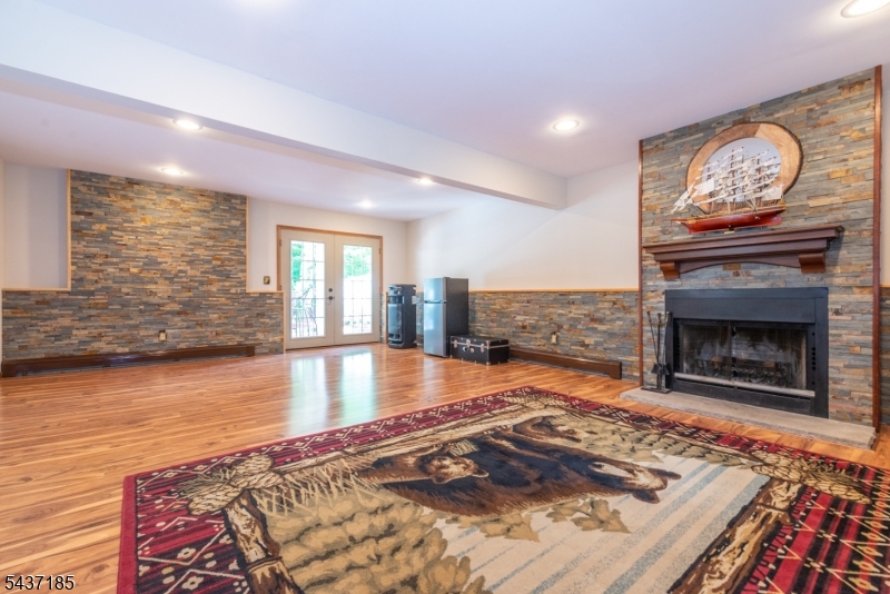 6 Southfield Dr