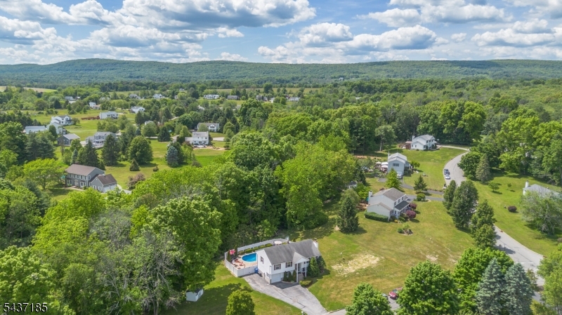 6 Southfield Dr
