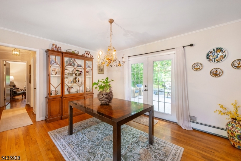 5 Pepperidge Rd
