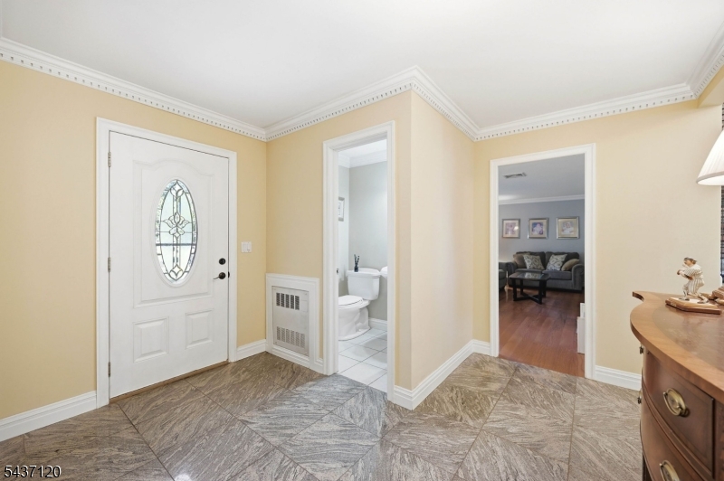 101 Walnut St