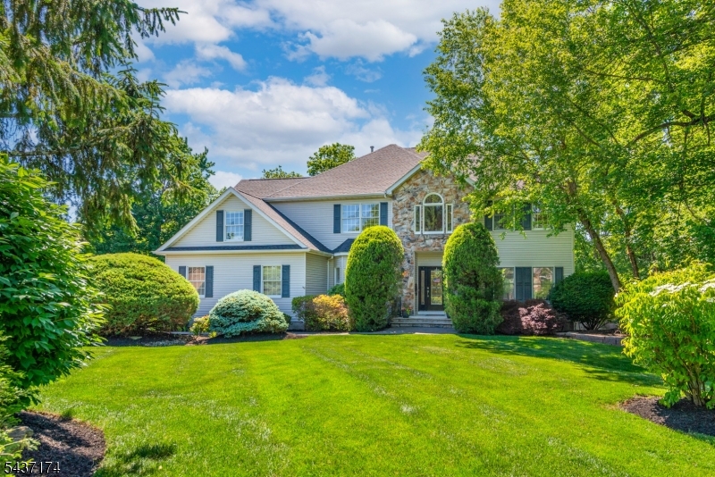 18 Tamari Ct