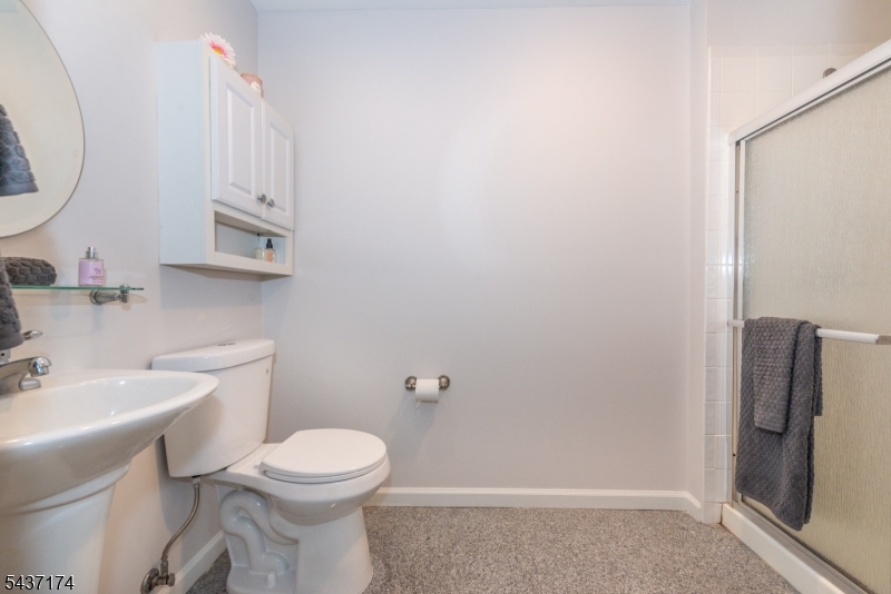 18 Tamari Ct