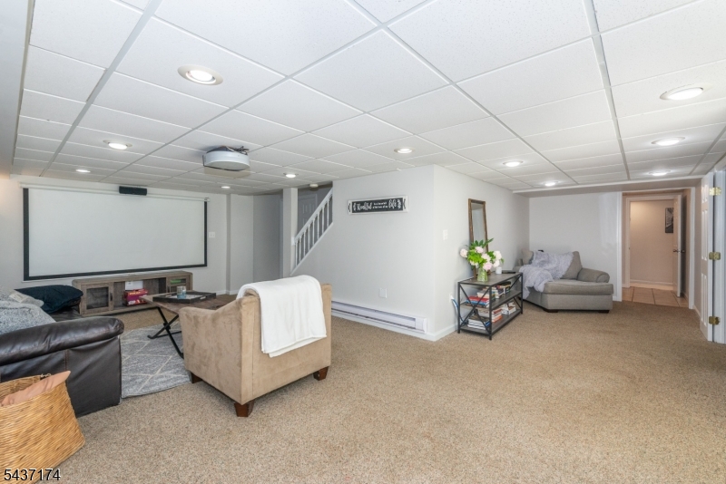 18 Tamari Ct