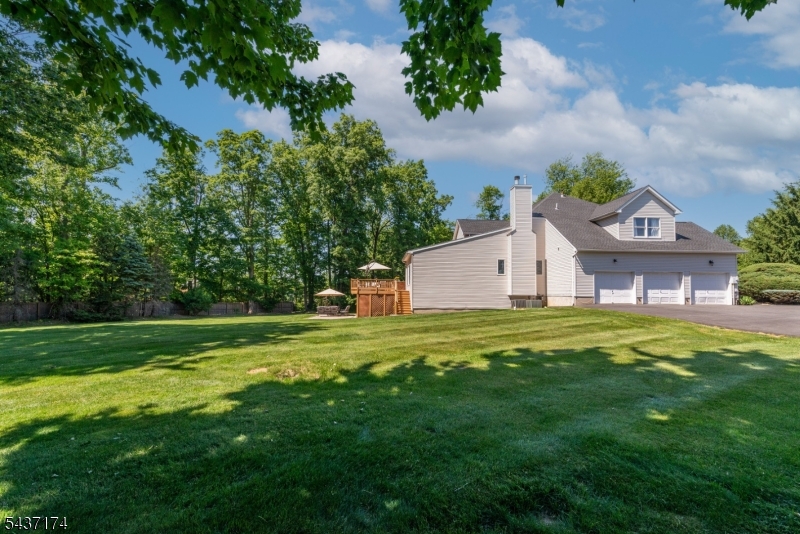 18 Tamari Ct