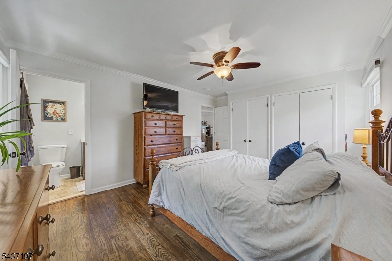 8 Seneca Ave