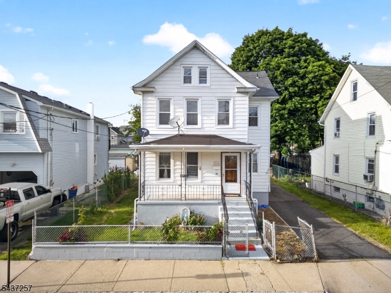 27 Belmont Ave
