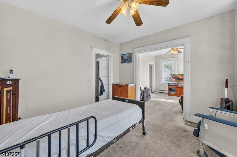 27 Belmont Ave