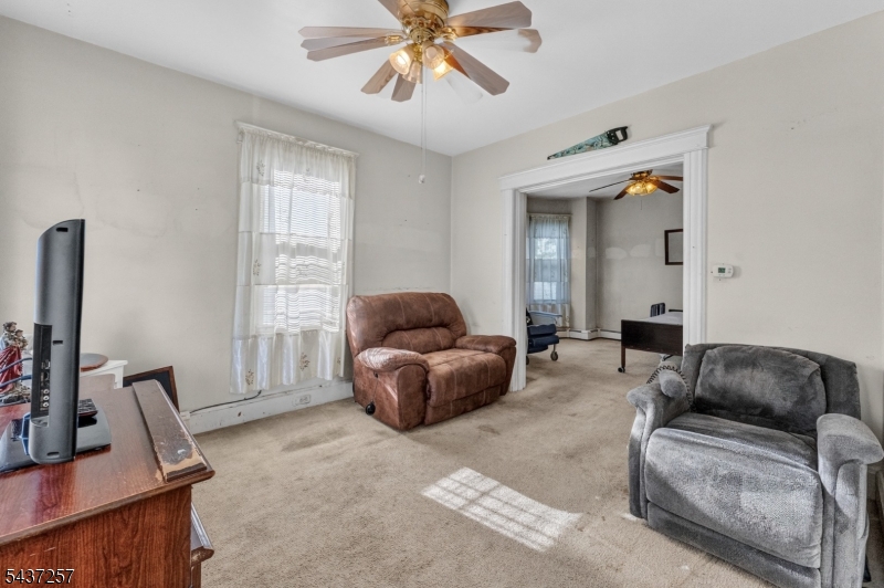 27 Belmont Ave