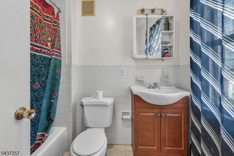 27 Belmont Ave