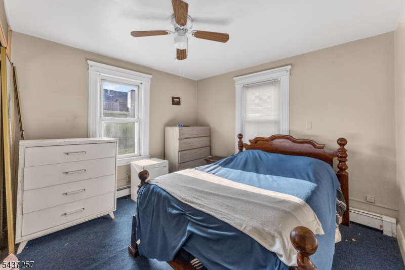 27 Belmont Ave