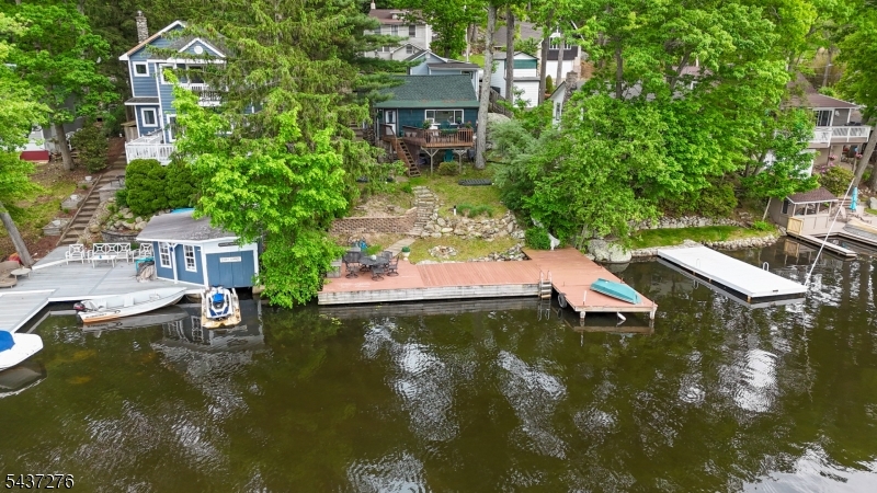 70 S Shore Rd