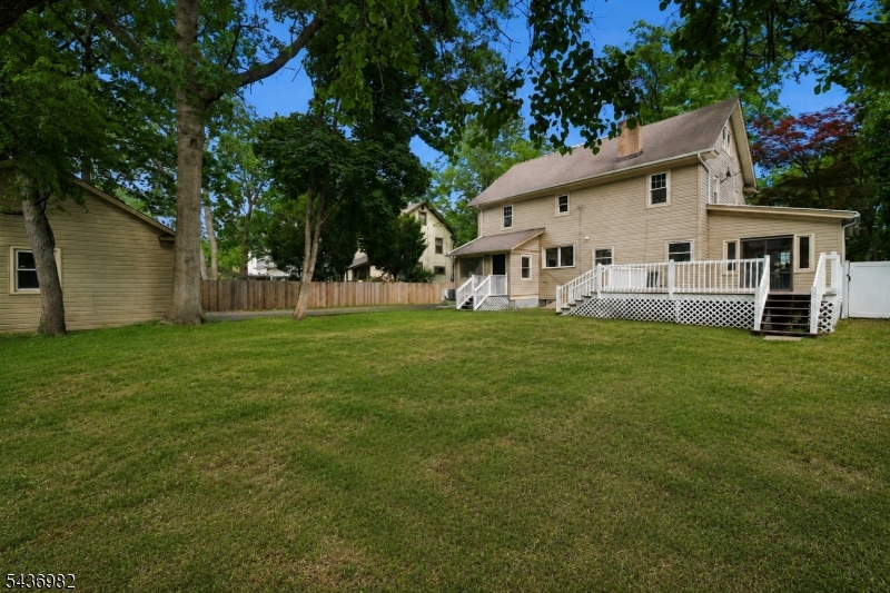 700 Sheridan Ave