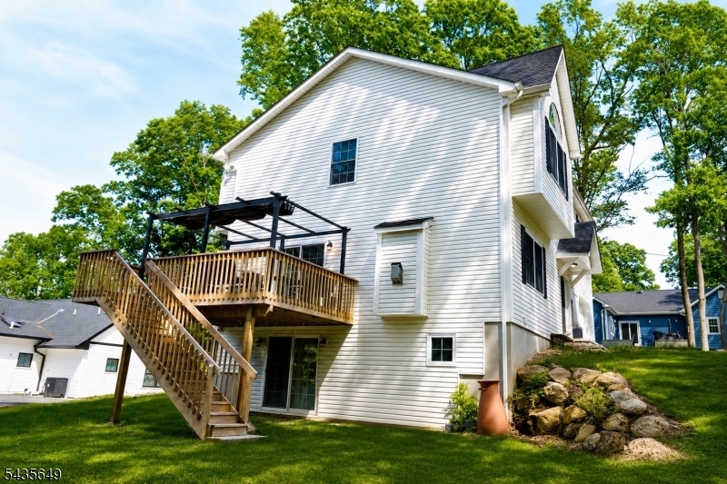 25 Richards Rd