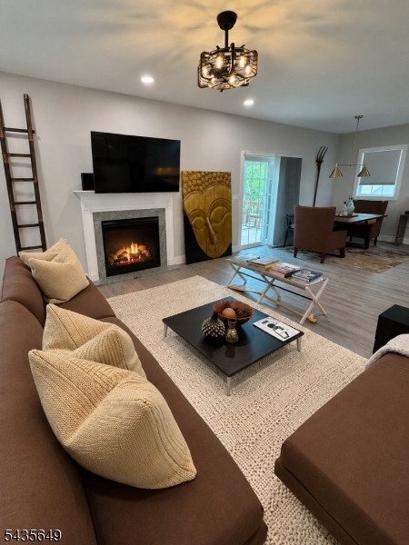 25 Richards Rd