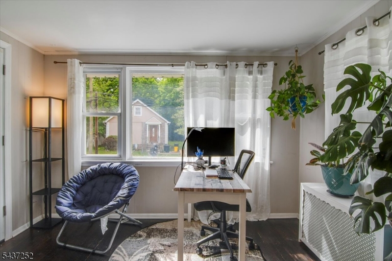 13 Elm Dr