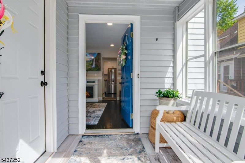 13 Elm Dr