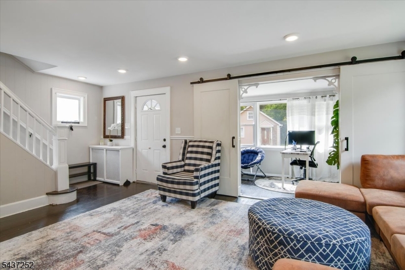 13 Elm Dr