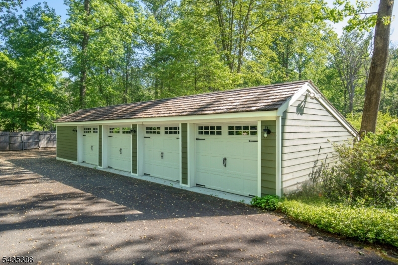 210 Douglass Ave