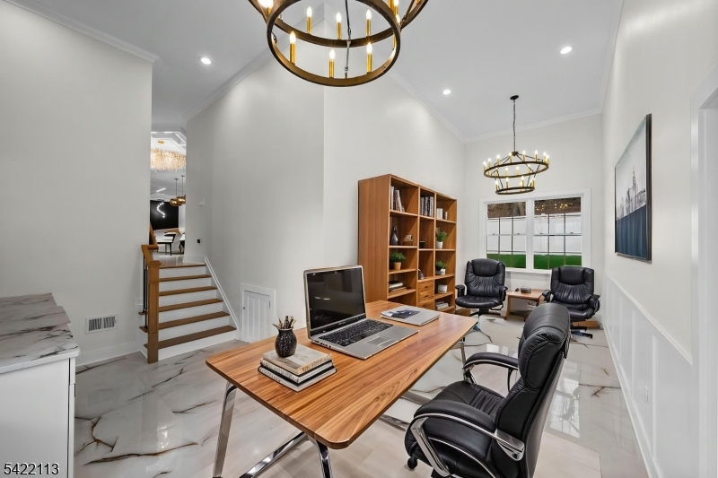 38 Pershing Pl