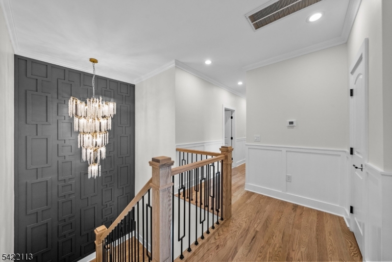 38 Pershing Pl