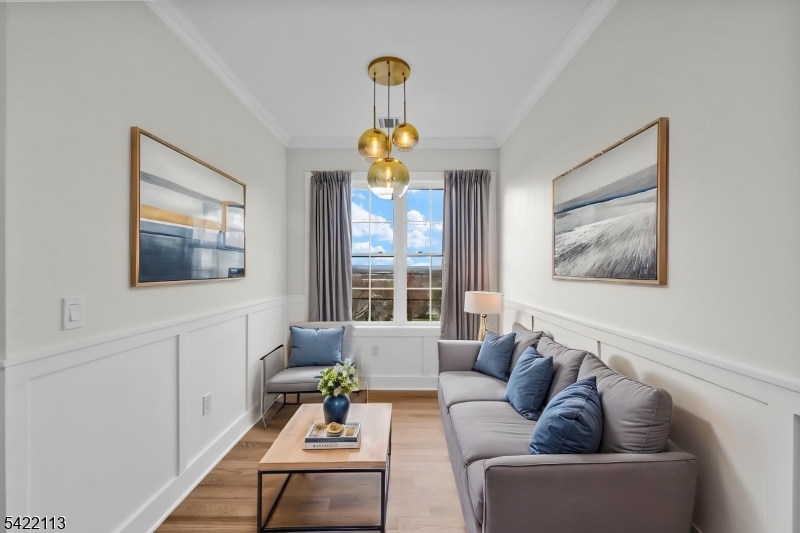 38 Pershing Pl