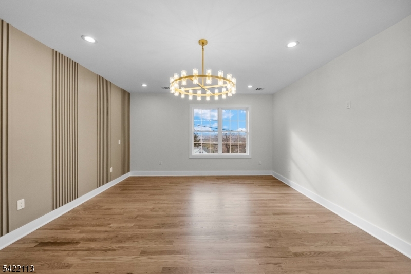 38 Pershing Pl