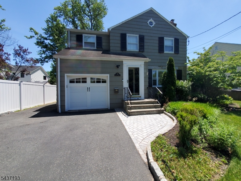 315 Clifton St