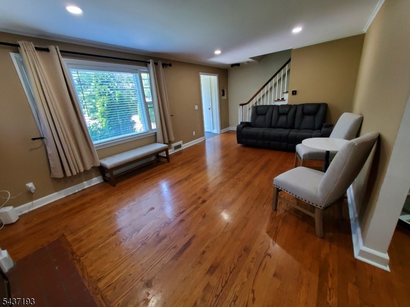 315 Clifton St