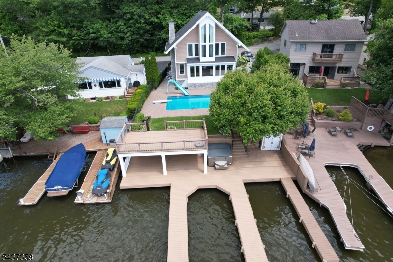 17 Forest Lake Dr