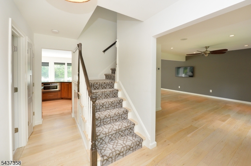 17 Forest Lake Dr