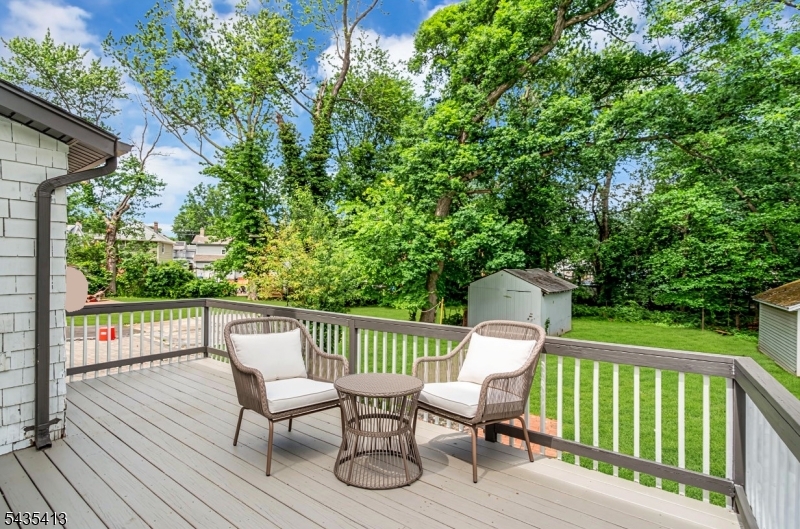 529 Wheatsheaf Rd