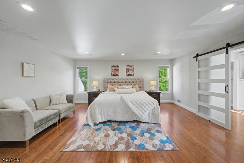 19 Trout Brook Ln