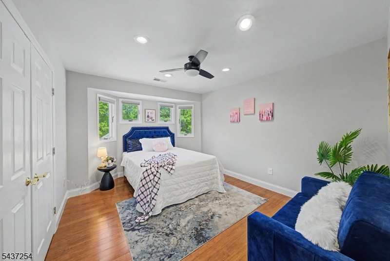 19 Trout Brook Ln