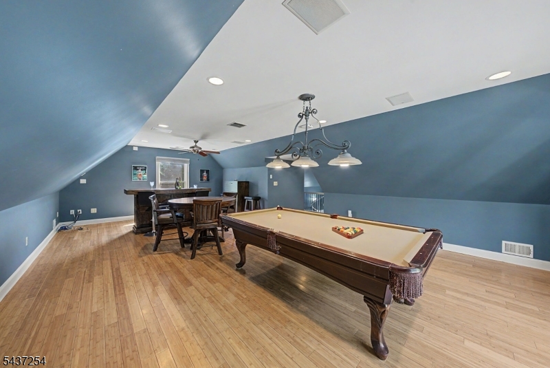 19 Trout Brook Ln