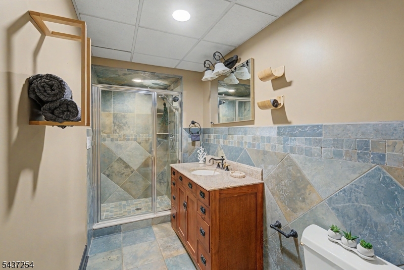 19 Trout Brook Ln
