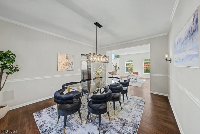 19 Trout Brook Ln