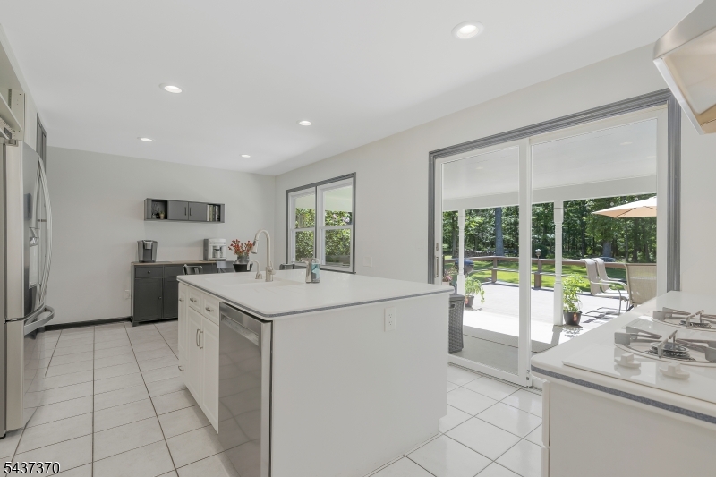 9 Grouse Road