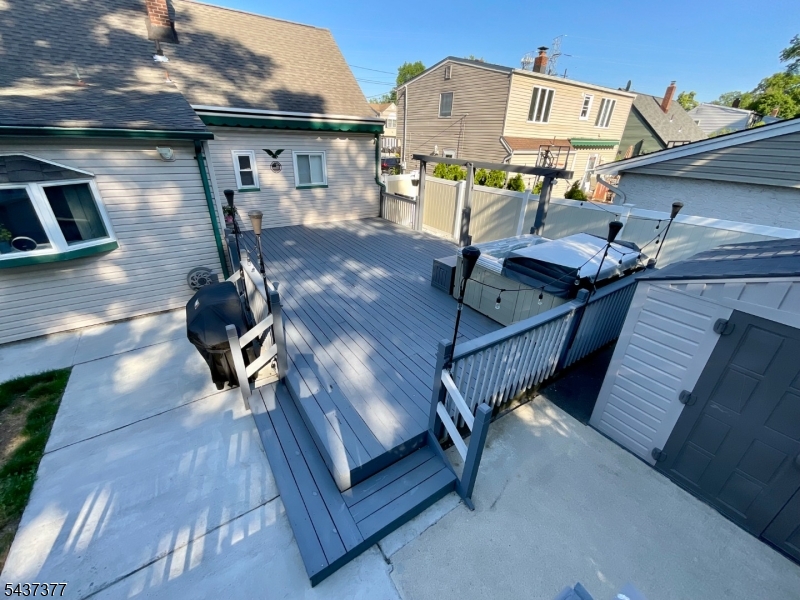 11 Chadwick Dr